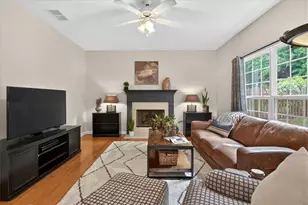 487 Highlands Loop, Woodstock, GA 30188 - Photo 10