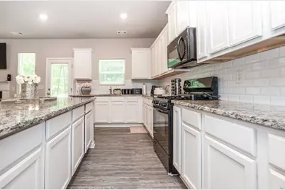 317 Pinewood Drive, Woodstock, GA 30189 - Photo 4