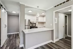 2285 Peachtree Rd NE, Atlanta, GA 30309 - Photo 4
