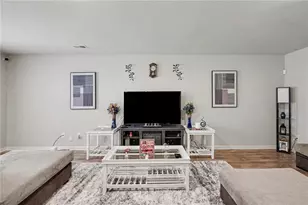 424 Toronto Cir, Hampton, GA 30228 - Photo 4
