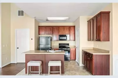 2162 Capella Circle SW, Atlanta, GA 30331 - Photo 4