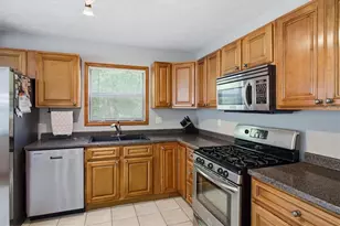 1001 Forest Park Ln, Suwanee, GA 30024 - Photo 10