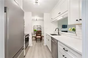 403 Tuxworth Cir, Decatur, GA 30033 - Photo 8