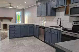 95 Willowick Dr, Lithonia, GA 30038 - Photo 2