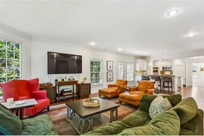 935 Glenbrook Drive NW, Atlanta, GA 30318 - Photo 10