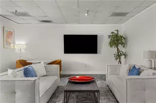 2479 Peachtree Rd NE, Atlanta, GA 30305 - Photo 38