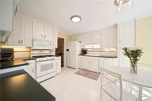 11675 Highland Colony Dr, Roswell, GA 30075 - Photo 8
