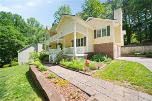 11675 Highland Colony Dr, Roswell, GA 30075 - Photo 2