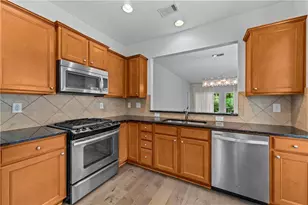 6233 Greenstone Cir, Hoschton, GA 30548 - Photo 10