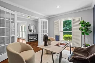 5618 Sherrell Dr, Atlanta, GA 30342 - Photo 18