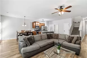 7839 Rock Rose Ln, Fairburn, GA 30213 - Photo 8