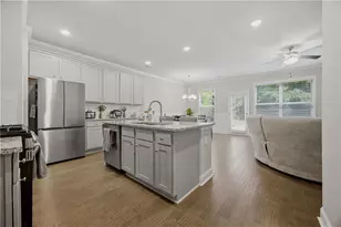 219 Yellowwood Wy, Woodstock, GA 30188 - Photo 4