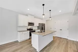 5325 Fox Hl Ln, Oakwood, GA 30566 - Photo 6
