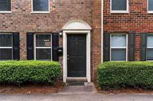 235 Winding River Dr, Sandy Springs, GA 30350 - Photo 4
