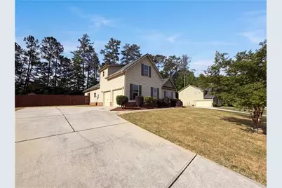 4075 McClendon Way, Rex, GA 30273 - Photo 2