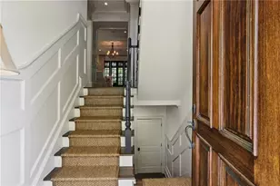 2802 Rumson Ct NE, Atlanta, GA 30305 - Photo 4