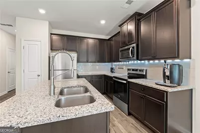 7041 Livia Point, Riverdale, GA 30296 - Photo 10