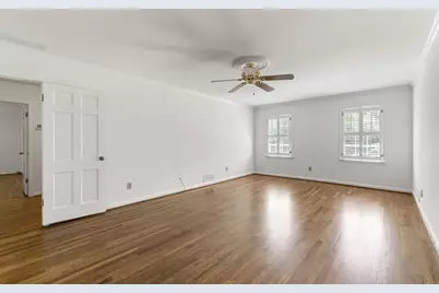 6770 River Springs Lane, Atlanta, GA 30328 - Photo 28