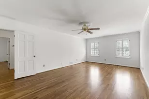 6770 River Springs Ln, Atlanta, GA 30328 - Photo 28