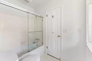 6770 River Springs Ln, Atlanta, GA 30328 - Photo 22