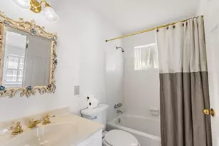6770 River Springs Ln, Atlanta, GA 30328 - Photo 8