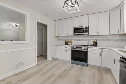105 Buckhurst Way, Atlanta, GA 30349 - Photo 8