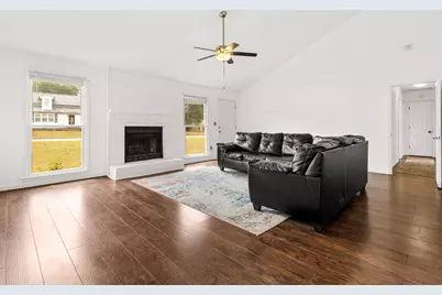 1631 Rose Garden Lane, Loganville, GA 30052 - Photo 2