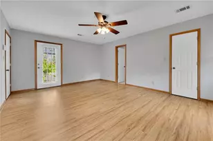 3898 Carriage Ln, Conyers, GA 30094 - Photo 24