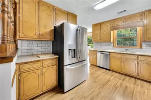 3898 Carriage Ln, Conyers, GA 30094 - Photo 18
