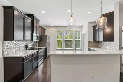 4296 Morning View, Stone Mountain, GA 30083 - Photo 2