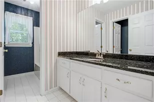 2211 Flowering Dr, Grayson, GA 30017 - Photo 22