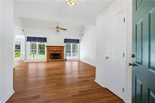 2211 Flowering Dr, Grayson, GA 30017 - Photo 4