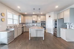 3948 Two Bridge Dr, Buford, GA 30518 - Photo 18