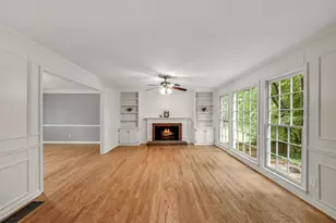 153 Lakeside Dr, Kennesaw, GA 30144 - Photo 14