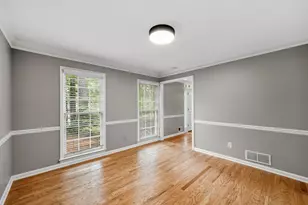 153 Lakeside Dr, Kennesaw, GA 30144 - Photo 8
