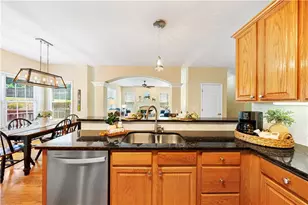 398 Vista Lake Dr, Suwanee, GA 30024 - Photo 16