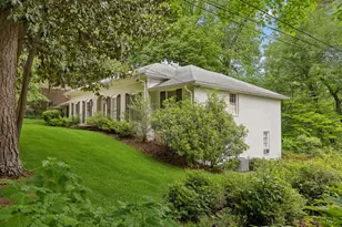 4659 Tall Pines Dr NW, Atlanta, GA 30327 - Photo 4