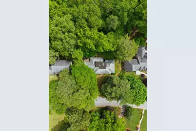 4659 Tall Pines Drive NW, Atlanta, GA 30327 - Photo 18