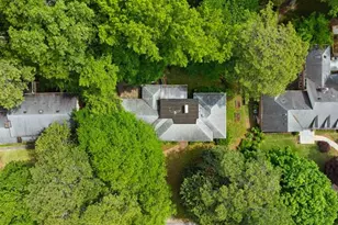 4659 Tall Pines Dr NW, Atlanta, GA 30327 - Photo 18