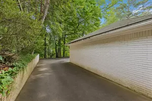 4659 Tall Pines Dr NW, Atlanta, GA 30327 - Photo 6
