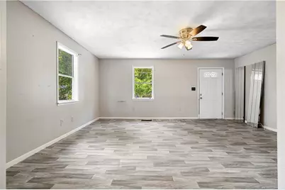 1869 Spring Avenue NW, Atlanta, GA 30318 - Photo 4