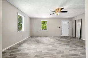 1869 Spring Ave NW, Atlanta, GA 30318 - Photo 4