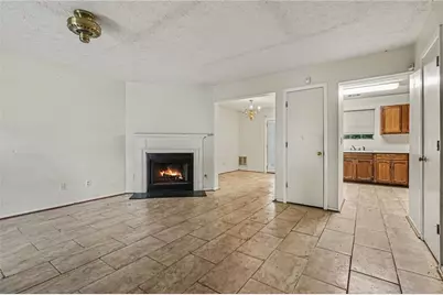 5670 Wells Circle, Stone Mountain, GA 30087 - Photo 6