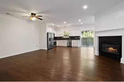 2401 Heritage Park Circle NW #14, Kennesaw, GA 30144 - Photo 10