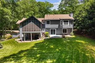 2974 Caldwell Cir, Suwanee, GA 30024 - Photo 58