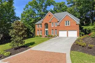 12 Vickwood Ct, Marietta, GA 30068 - Photo 2