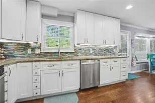 5275 Sugar Ridge Dr NE, Buford, GA 30518 - Photo 24