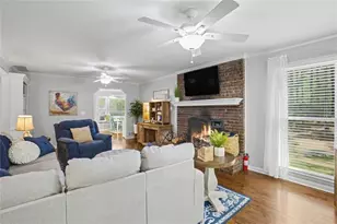 5275 Sugar Ridge Dr NE, Buford, GA 30518 - Photo 18