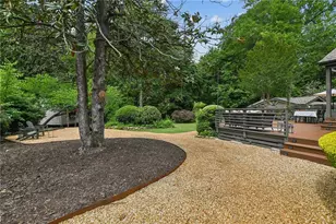 2067 Fairhaven Cir NE, Atlanta, GA 30305 - Photo 18