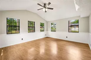621 Maple Dr, Riverdale, GA 30274 - Photo 2